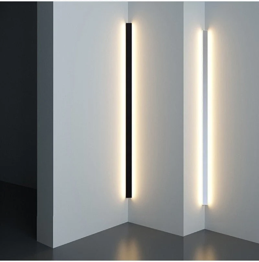 Linear minimalist and modern wall lamp